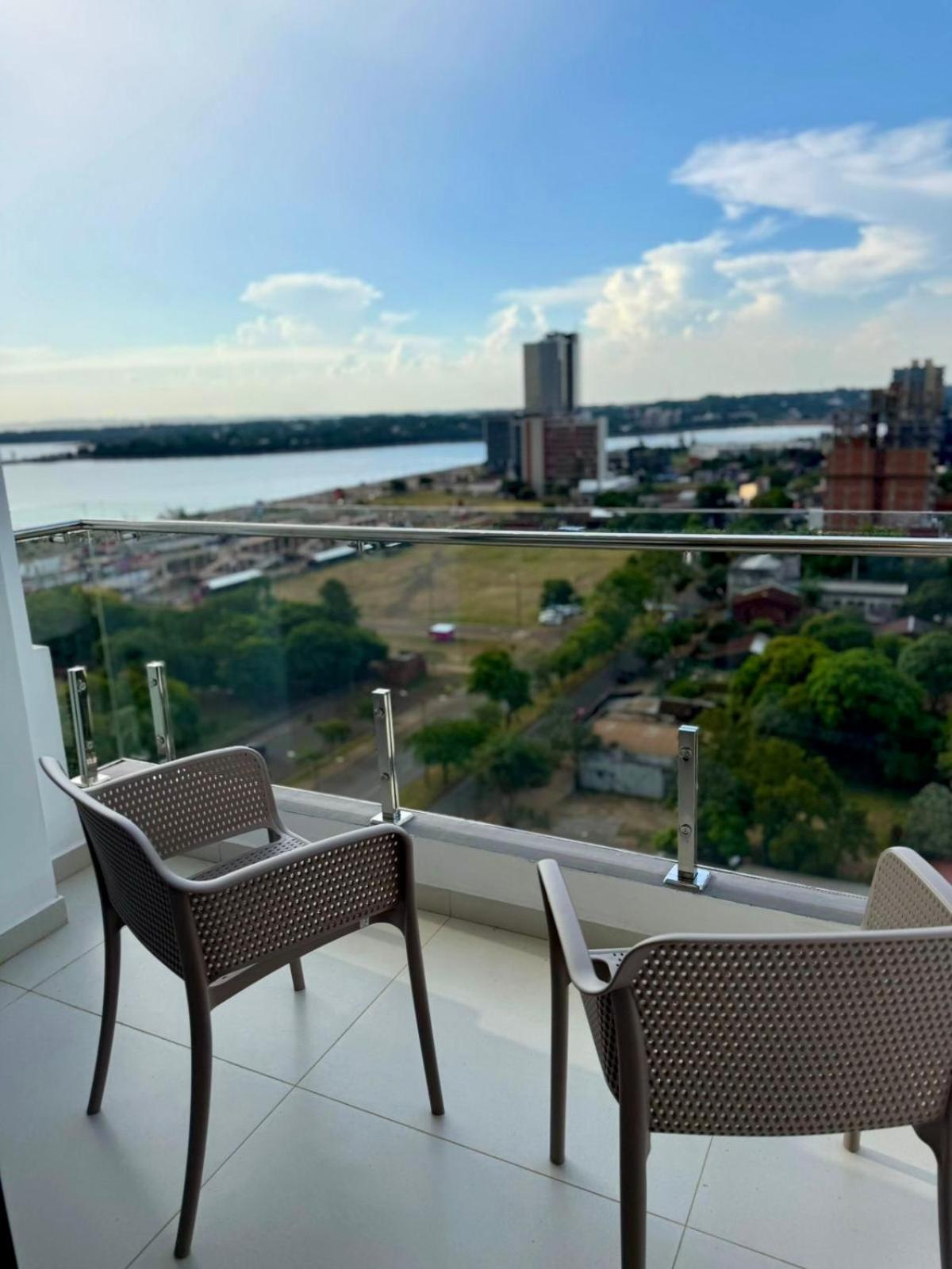 Apartamento con balcón
